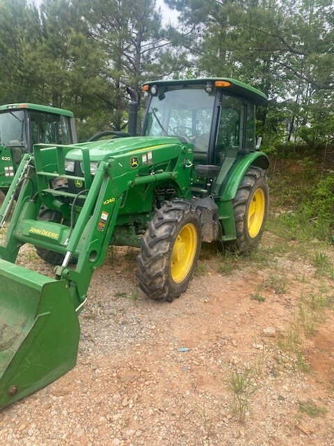 2016 John Deere 5085E Image 1