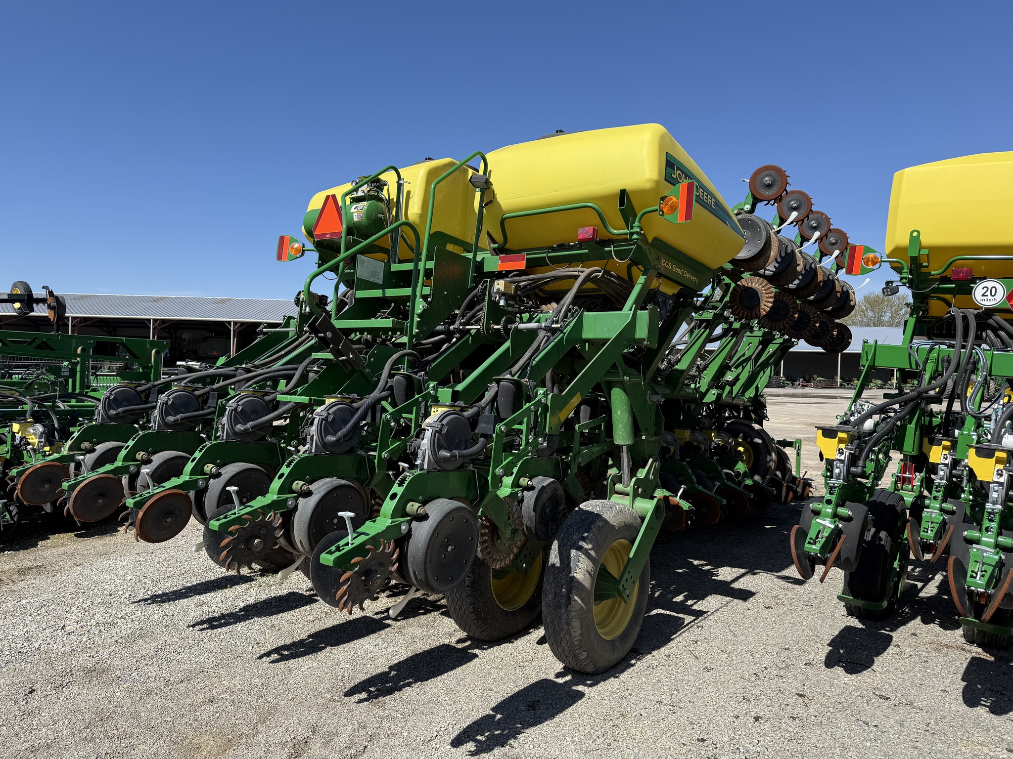2014 John Deere 1790 Image 2