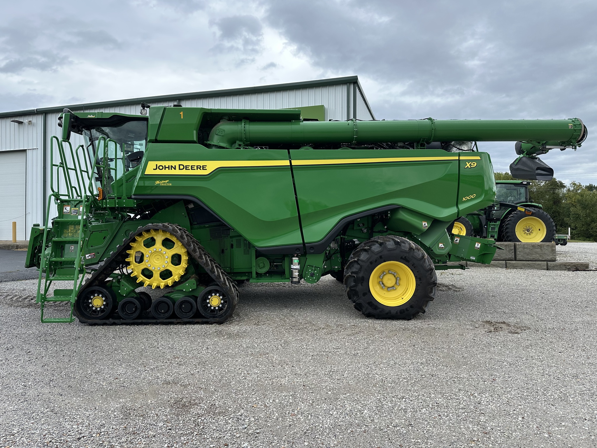  2023 John Deere X9 1000 at Heritage Tractor in Joplin, MO