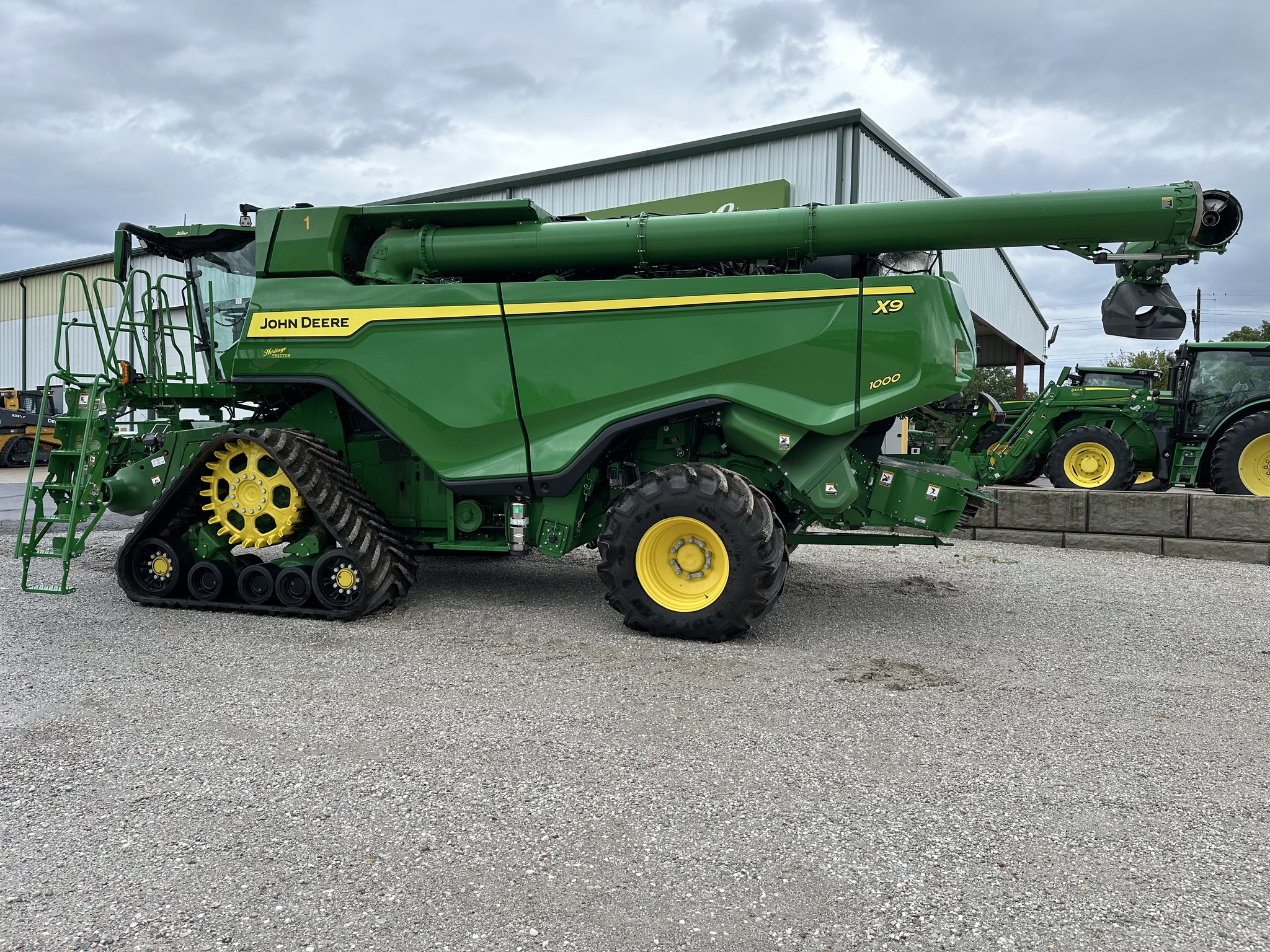  2023 John Deere X9 1000 at Heritage Tractor in Joplin, MO