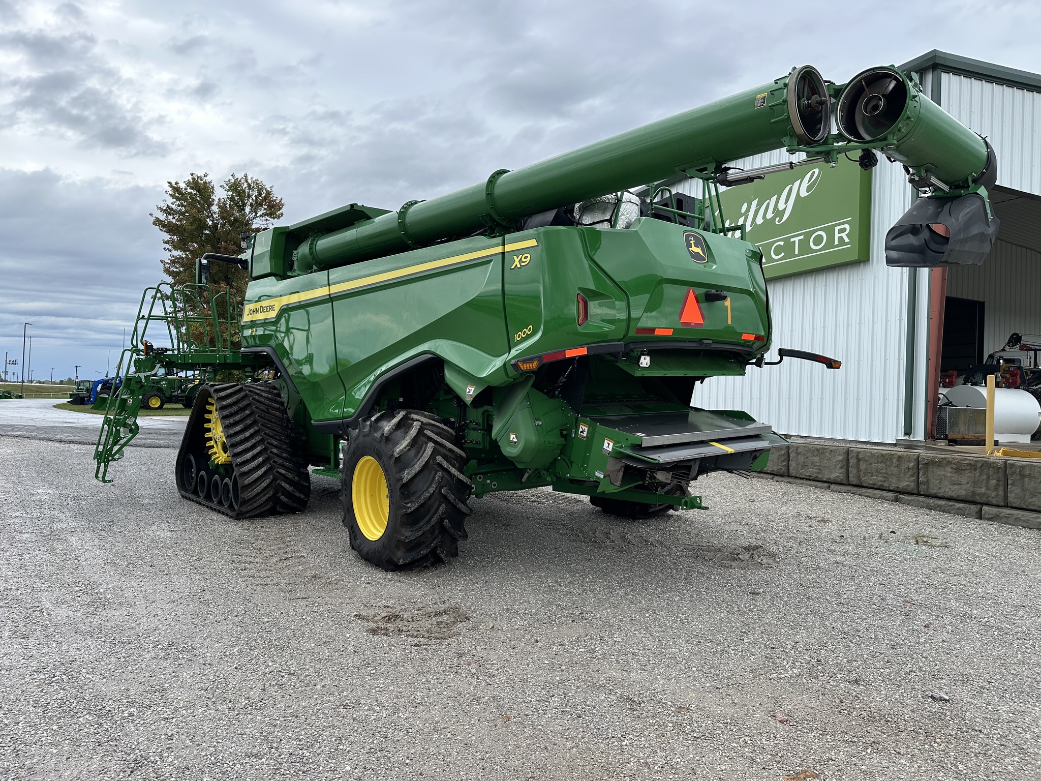  2023 John Deere X9 1000 at Heritage Tractor in Joplin, MO