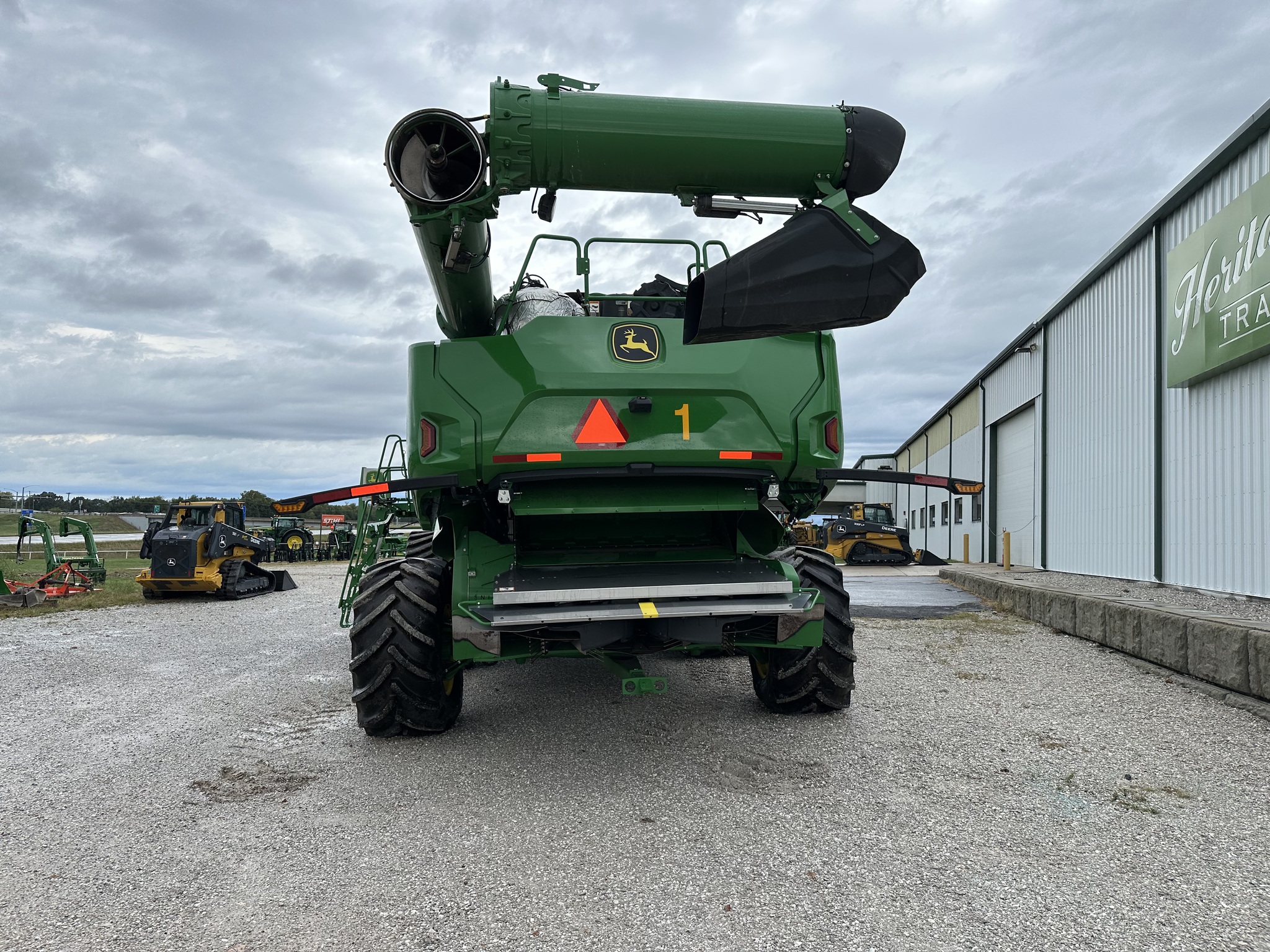  2023 John Deere X9 1000 at Heritage Tractor in Joplin, MO