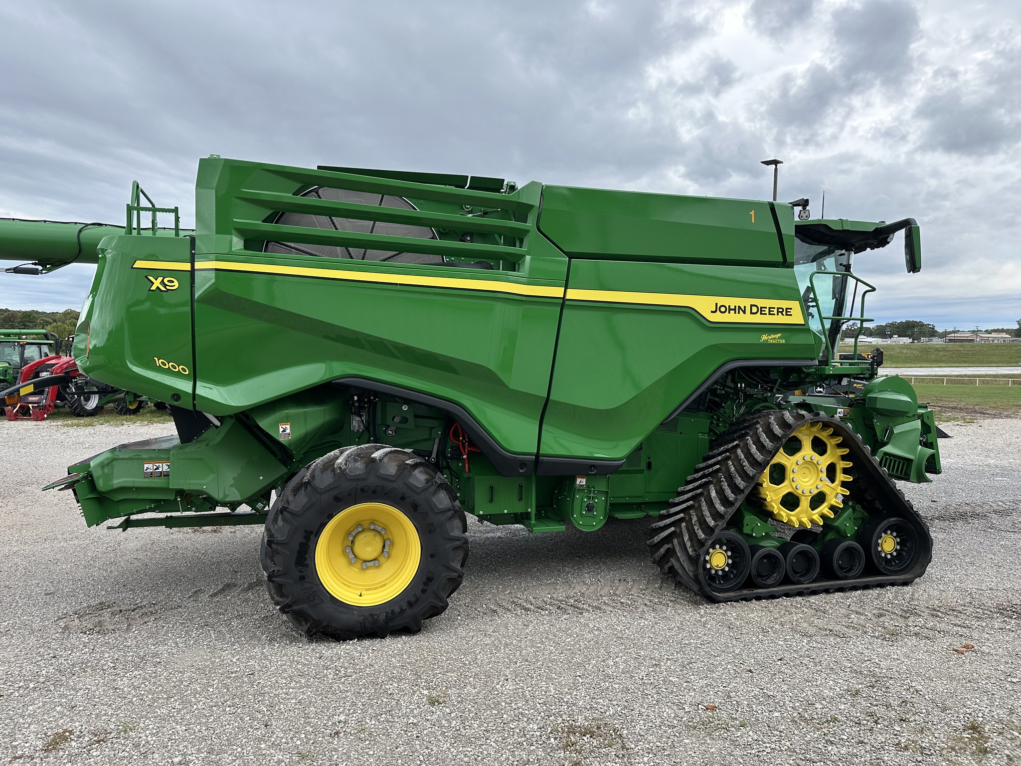  2023 John Deere X9 1000 at Heritage Tractor in Joplin, MO
