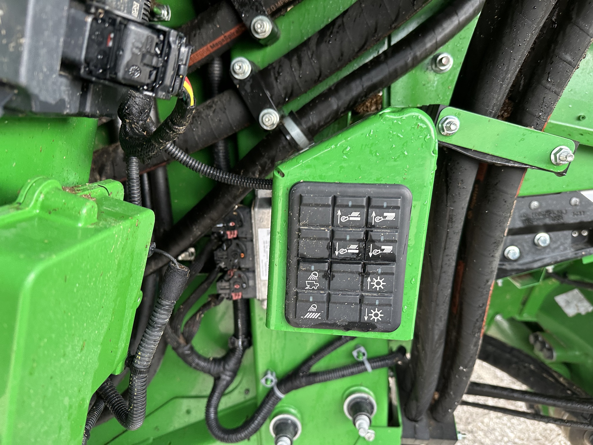  2023 John Deere X9 1000 at Heritage Tractor in Joplin, MO
