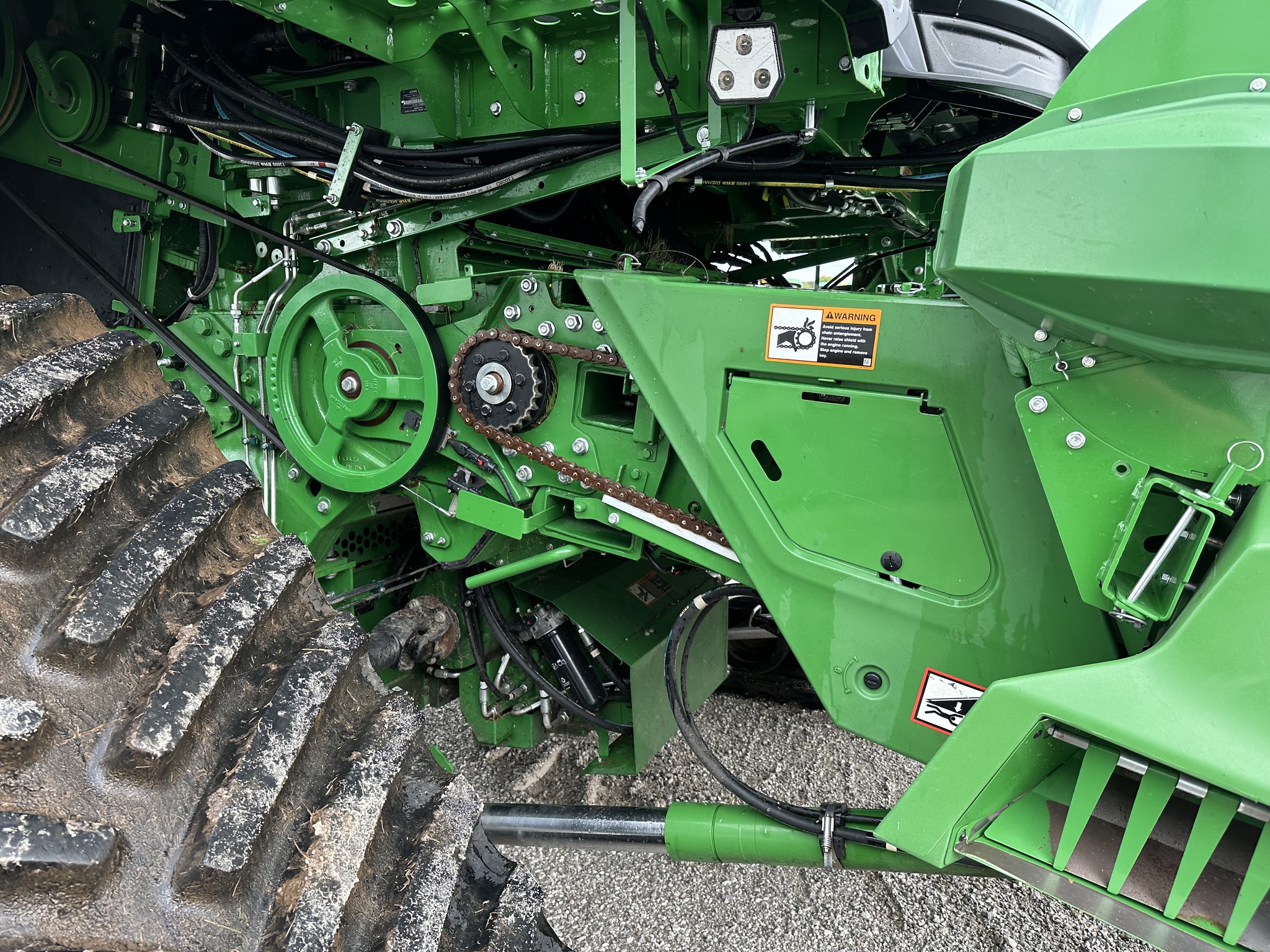  2023 John Deere X9 1000 at Heritage Tractor in Joplin, MO