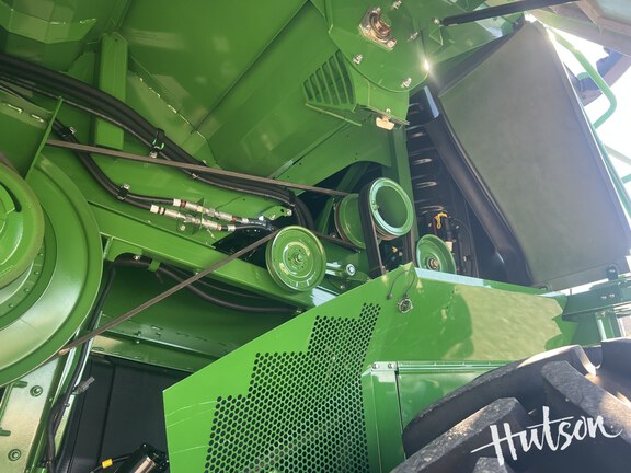 Photo of 2024 John Deere S780