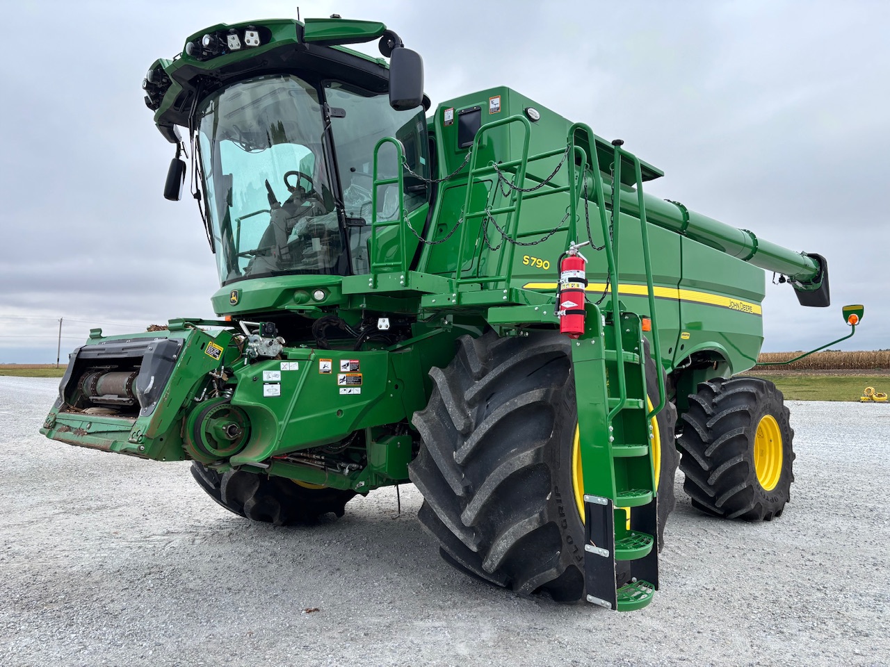  2024 John Deere S790 at Heritage Tractor in Macomb, IL