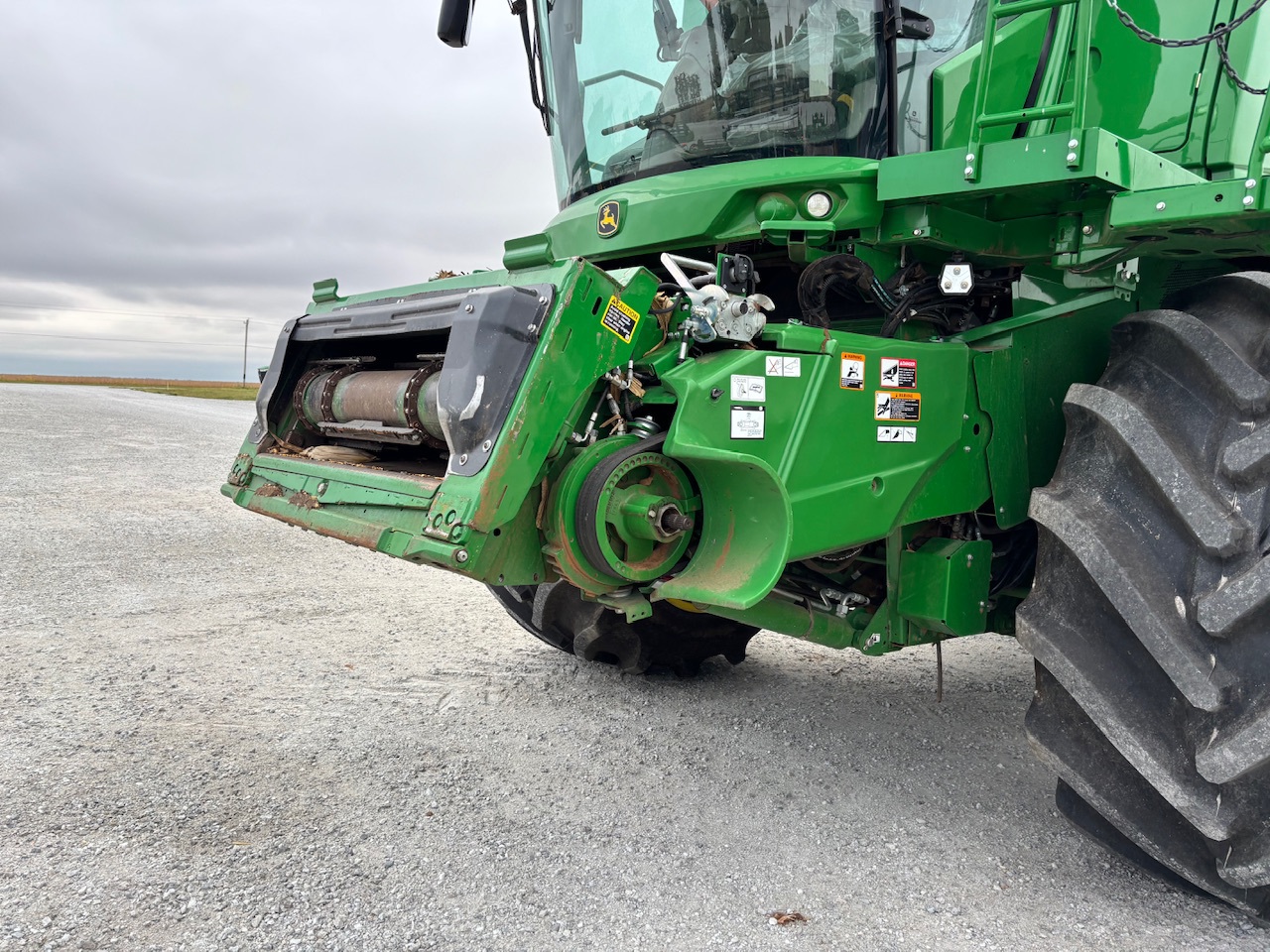  2024 John Deere S790 at Heritage Tractor in Macomb, IL