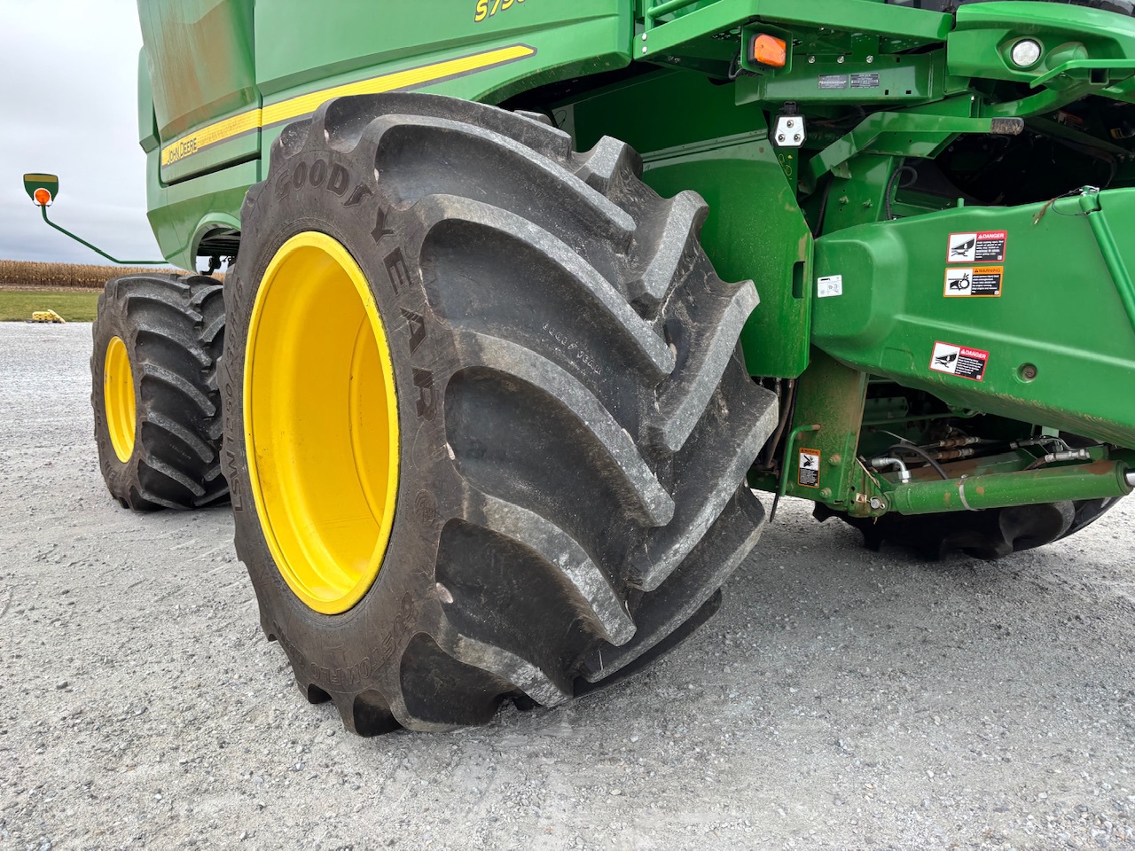  2024 John Deere S790 at Heritage Tractor in Macomb, IL