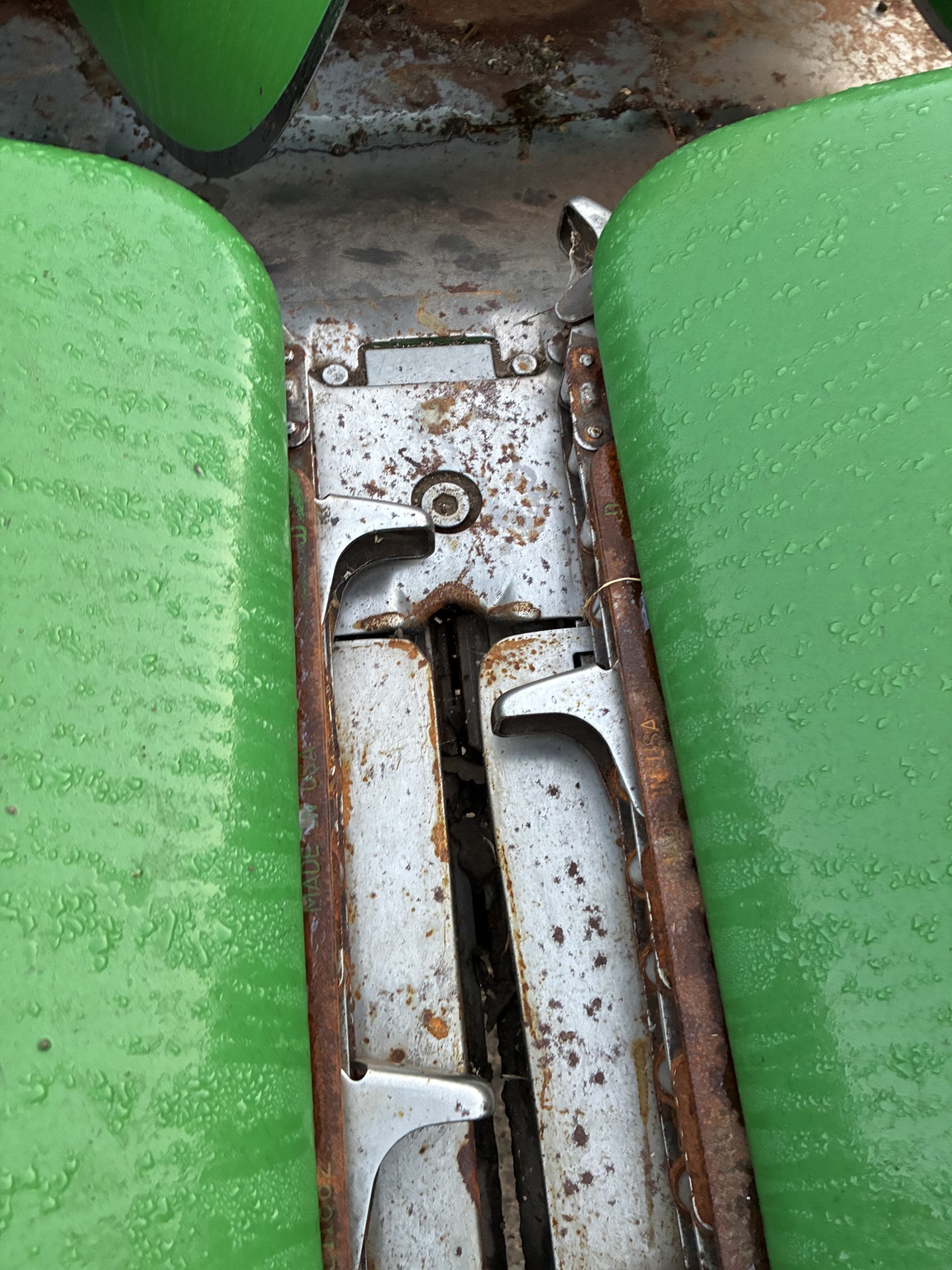 2010 John Deere 608C Image 14