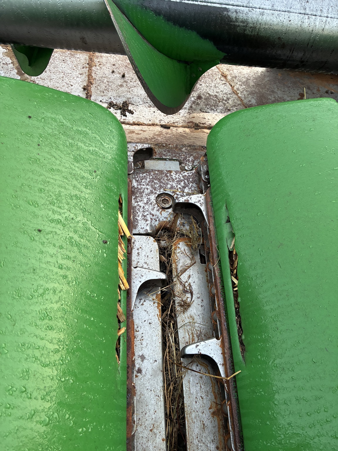 2010 John Deere 608C Image 9
