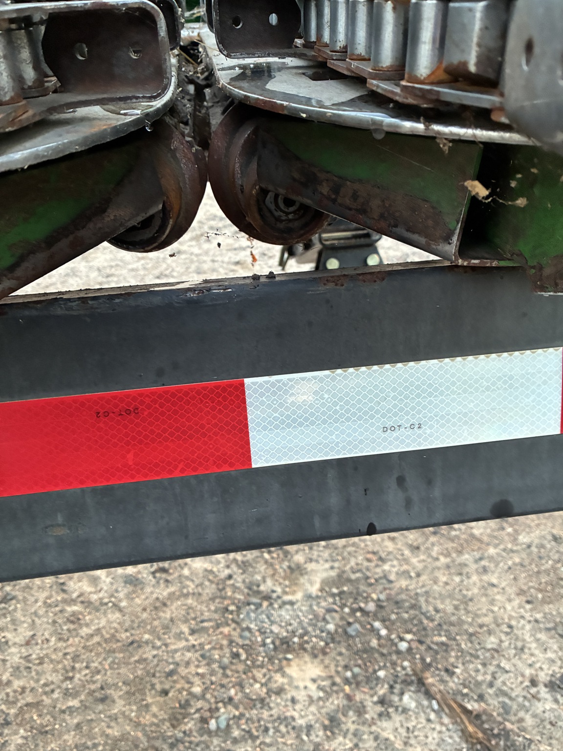 2010 John Deere 608C Image 6