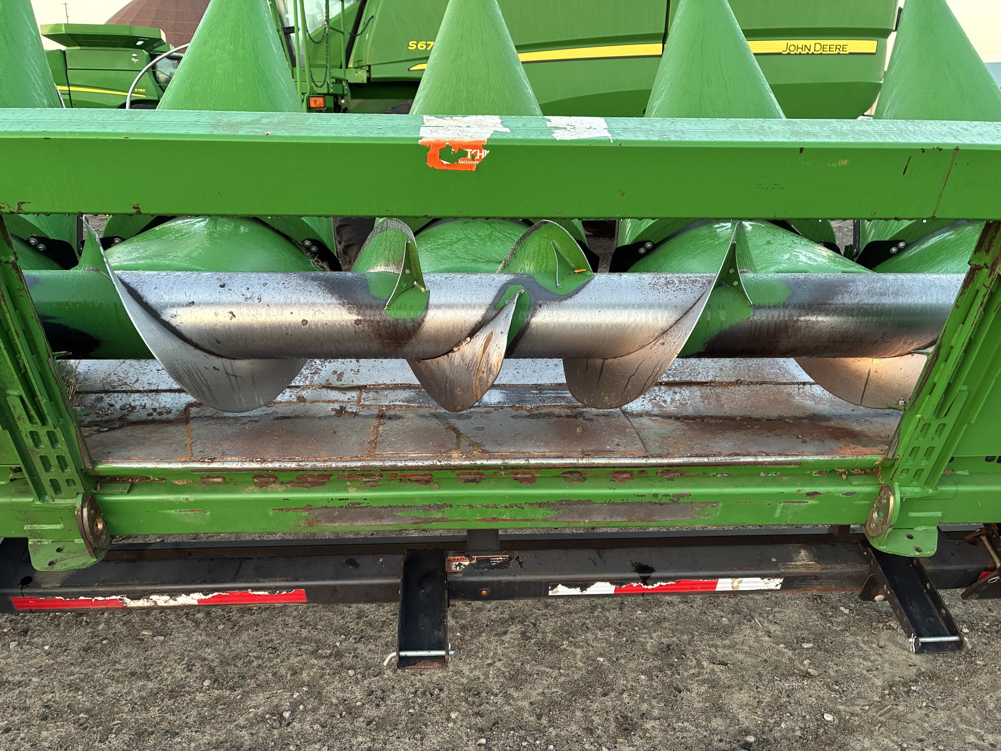 2010 John Deere 608C Image 5