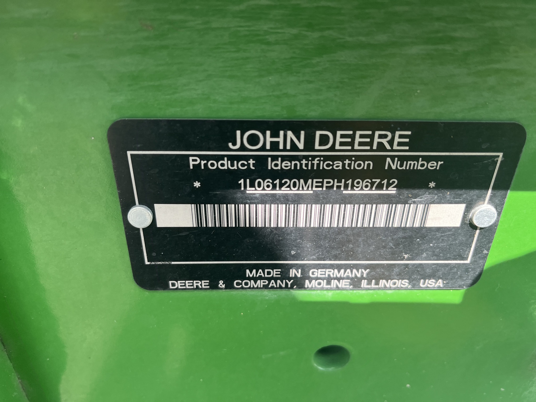 2023 John Deere 6120M Image 9
