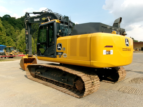 2024 John Deere 210 P