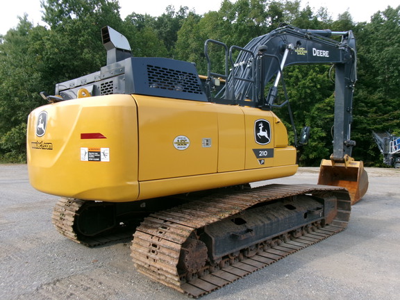 2024 John Deere 210 P