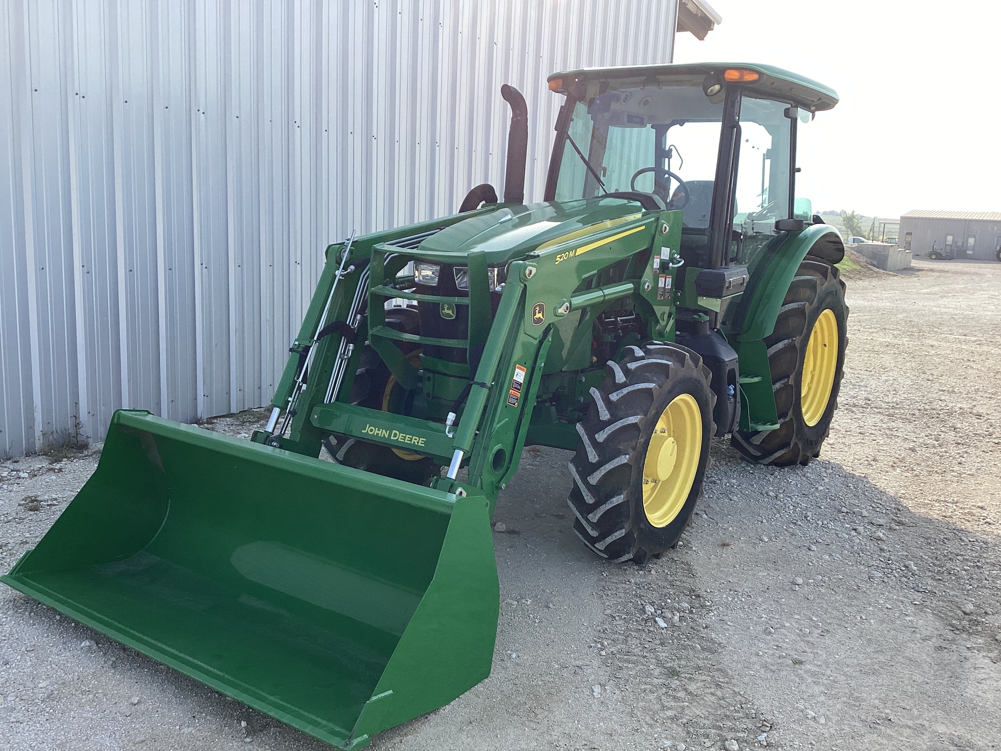 2023 John Deere 5090E Image 2