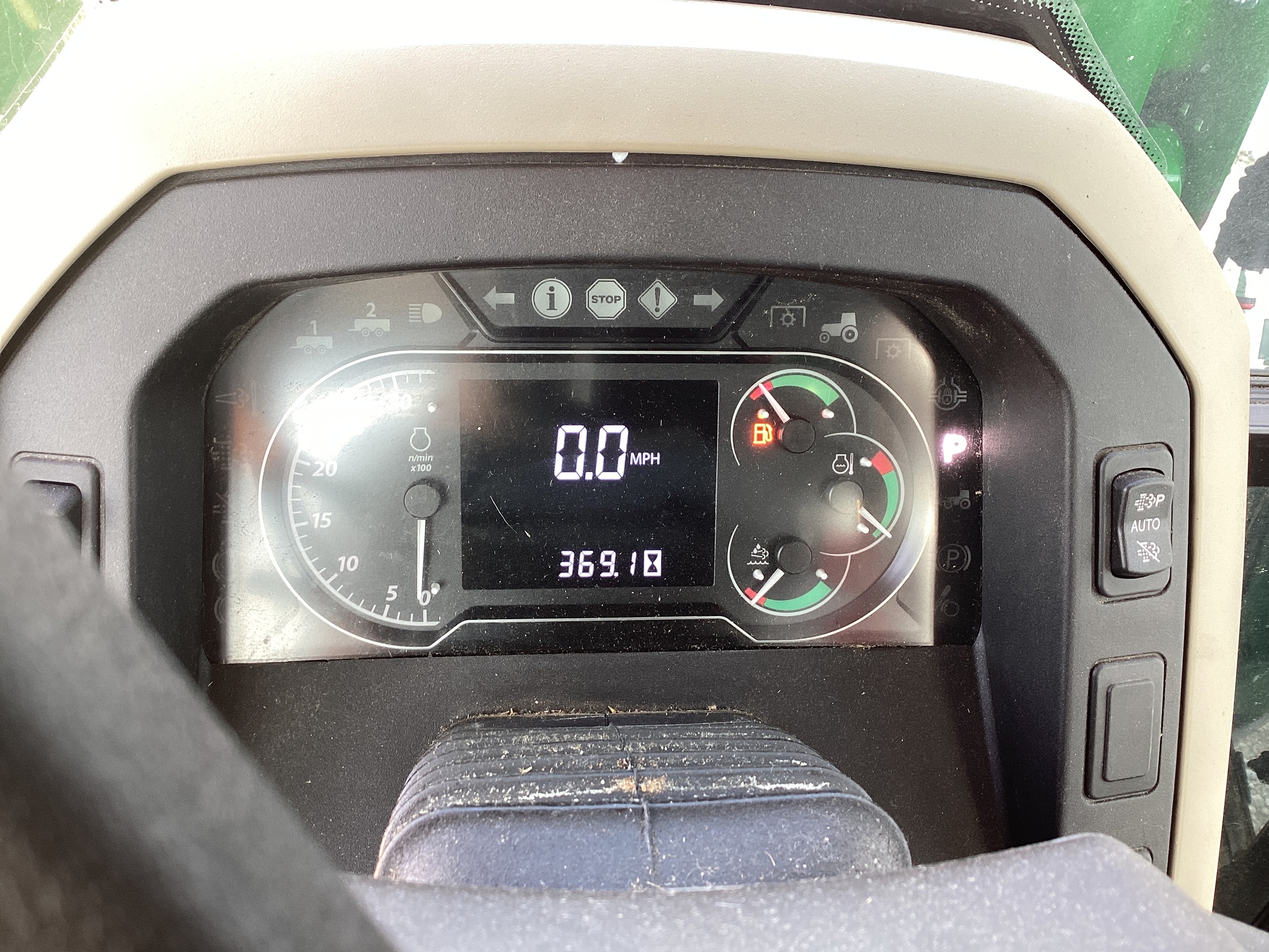 2023 John Deere 5090E Image 10