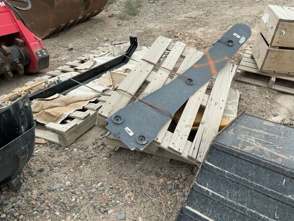 2024 John Deere BOOMPLATE