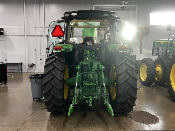 2025 John Deere 6R 165 - Photo3
