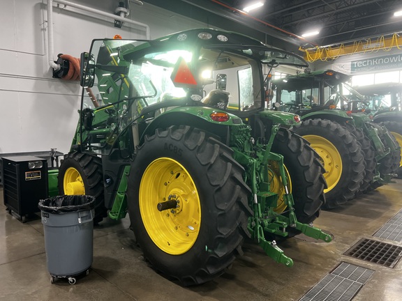 2025 John Deere 6R 165 - Photo4