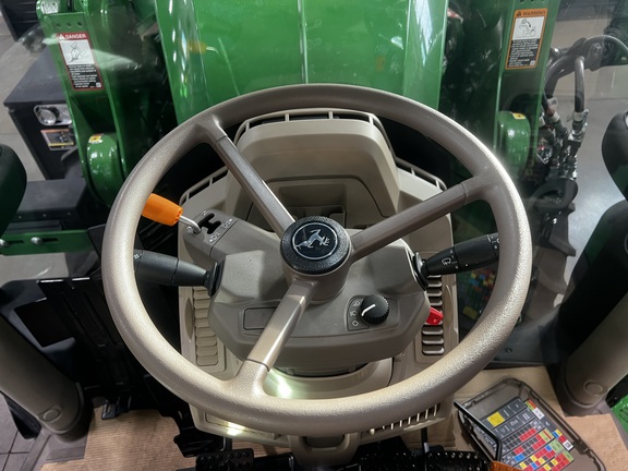 2025 John Deere 6R 165 - Photo27