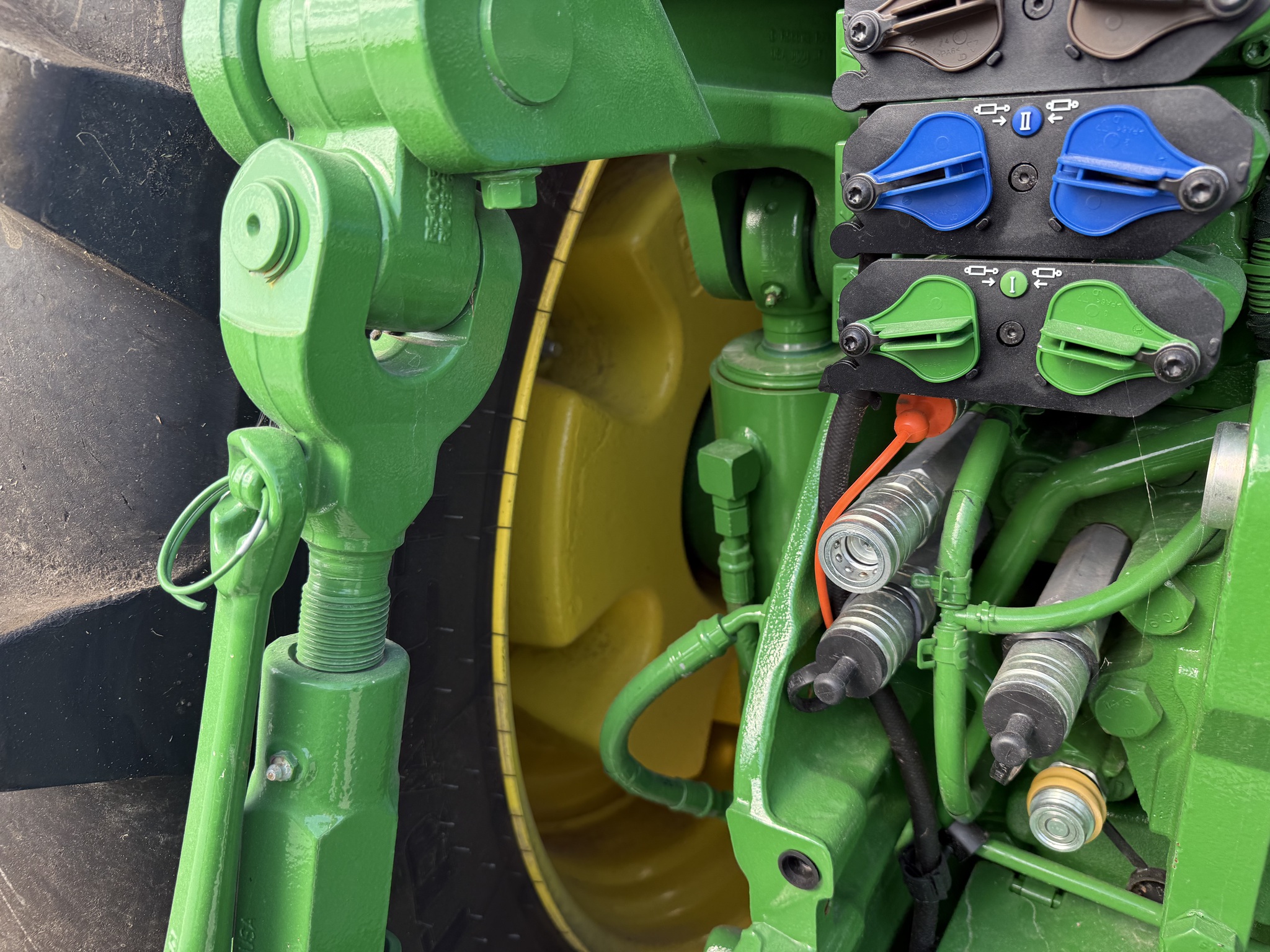  2024 John Deere 8R 340 at Heritage Tractor in Nevada, MO