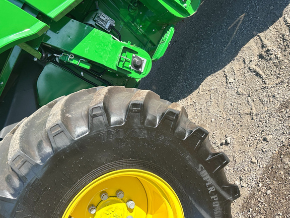 2023 John-Deere S780