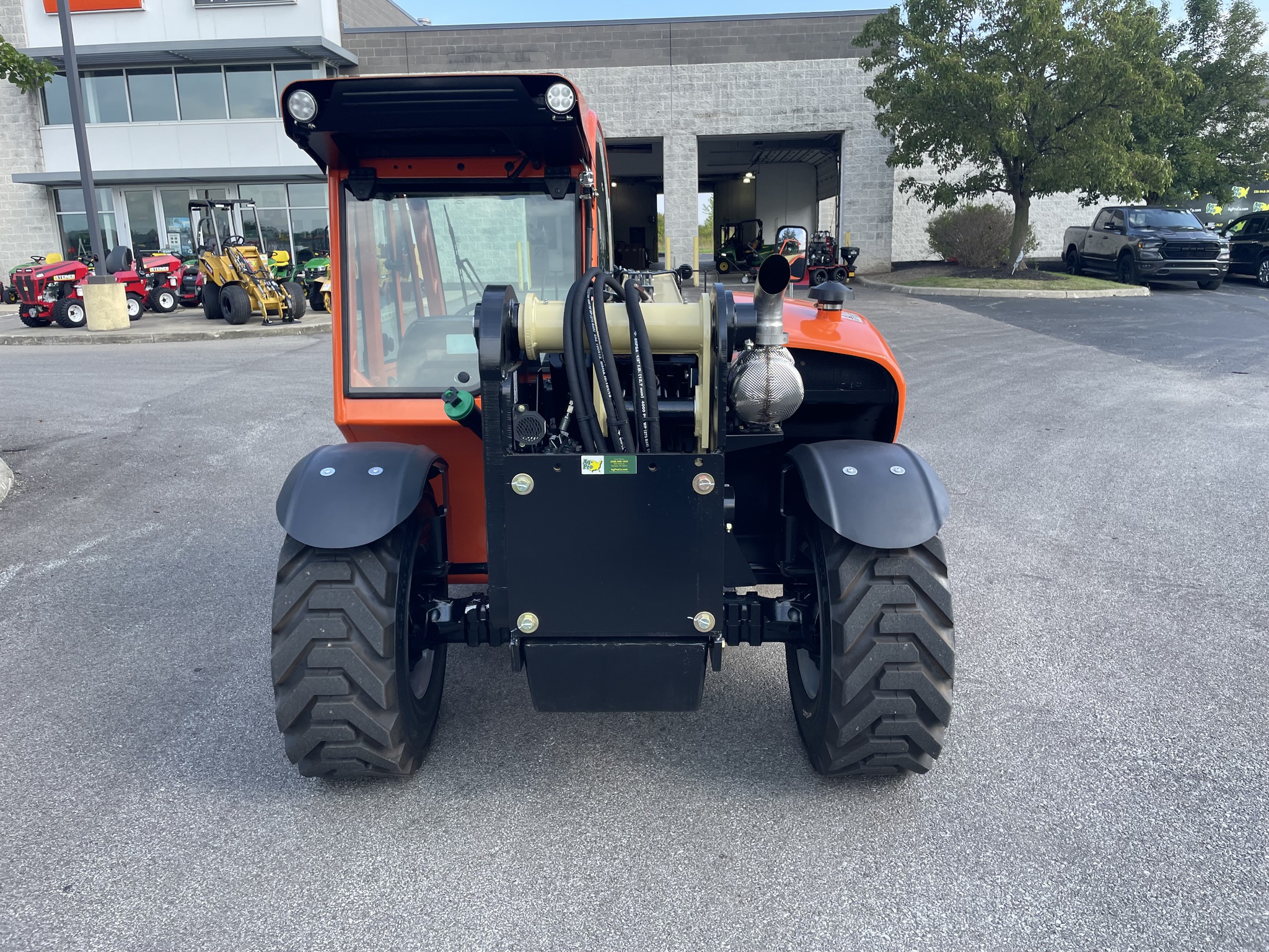 2025 JLG G5-18A Image 3