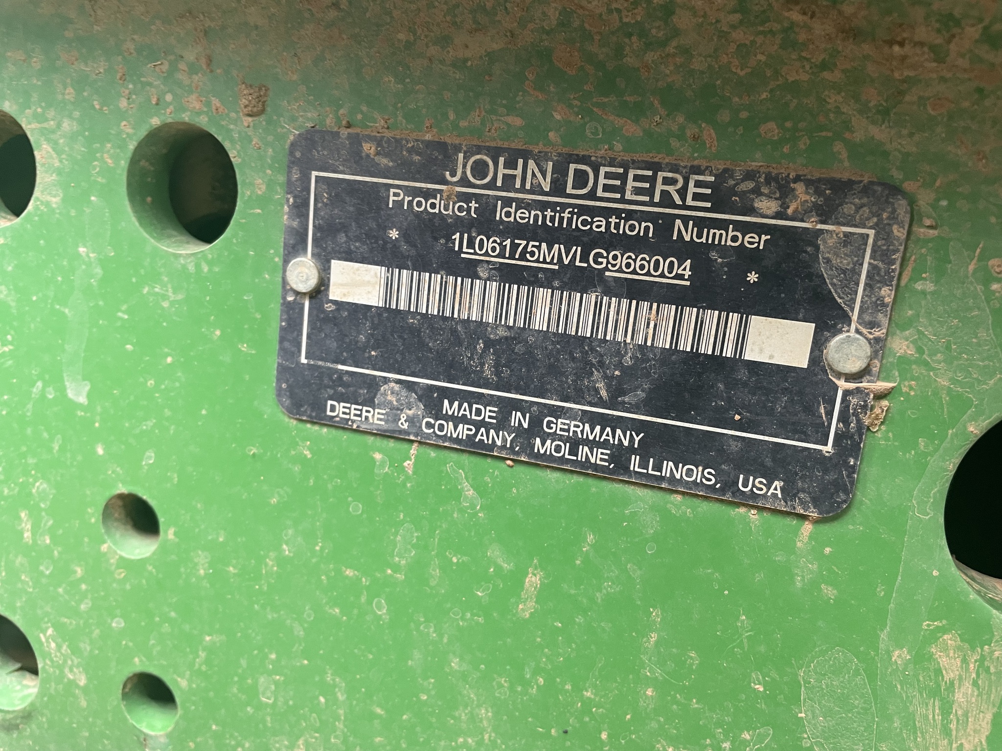 2020 John Deere 6175M Image 2