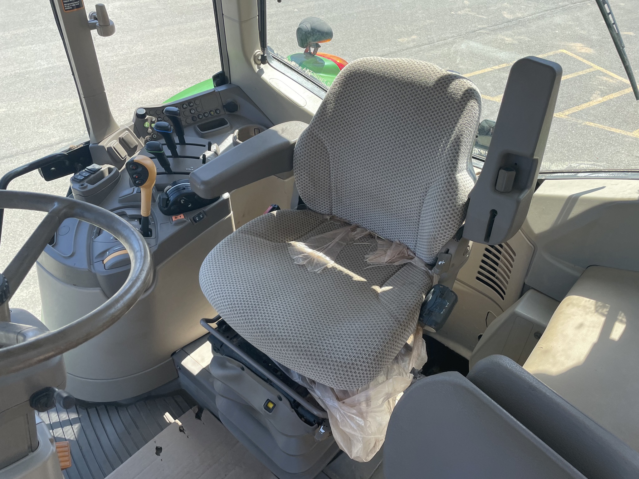 2020 John Deere 6175M Image 13