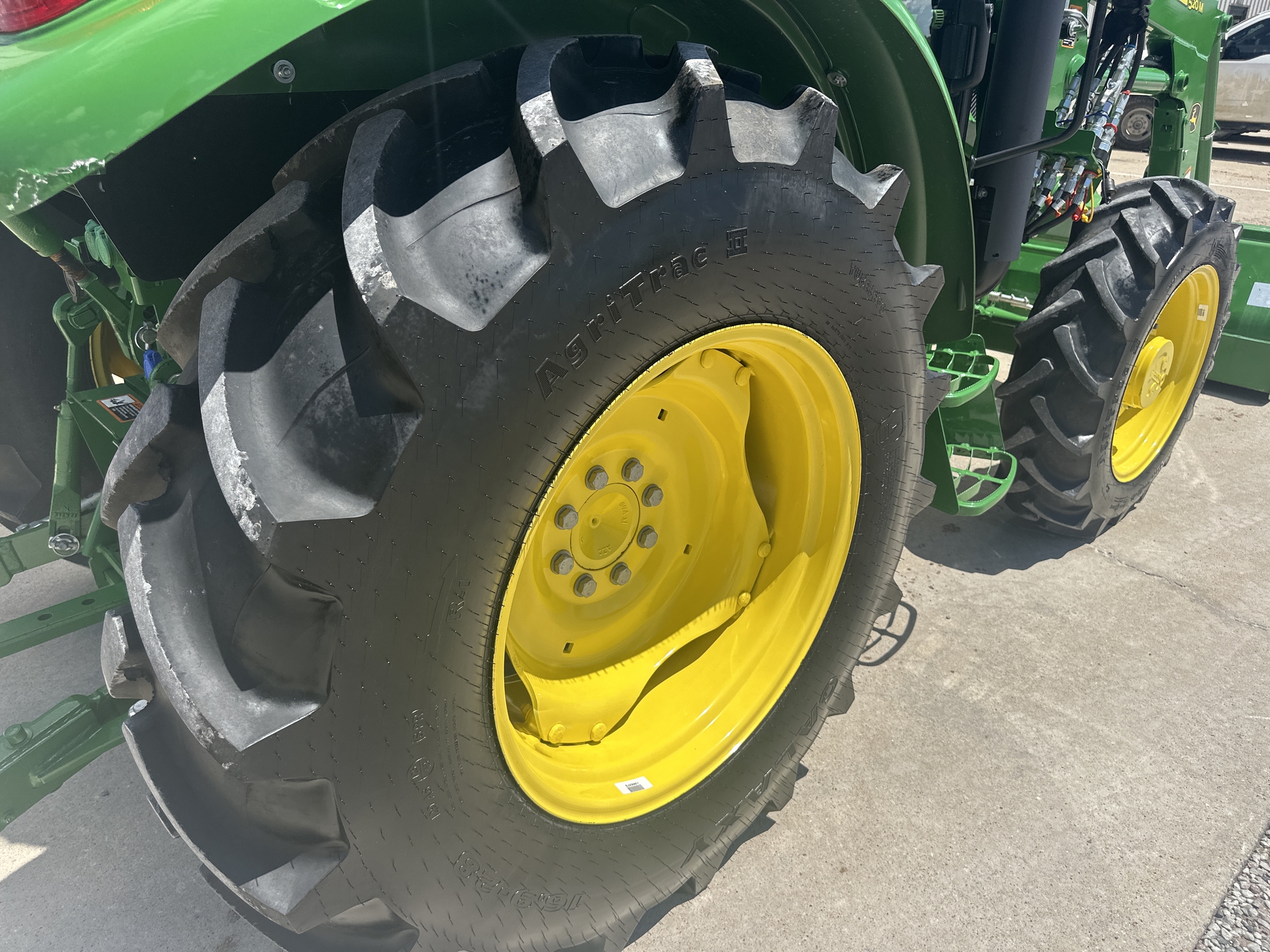 2024 John Deere 5060E PREMIUM CAB Image 32