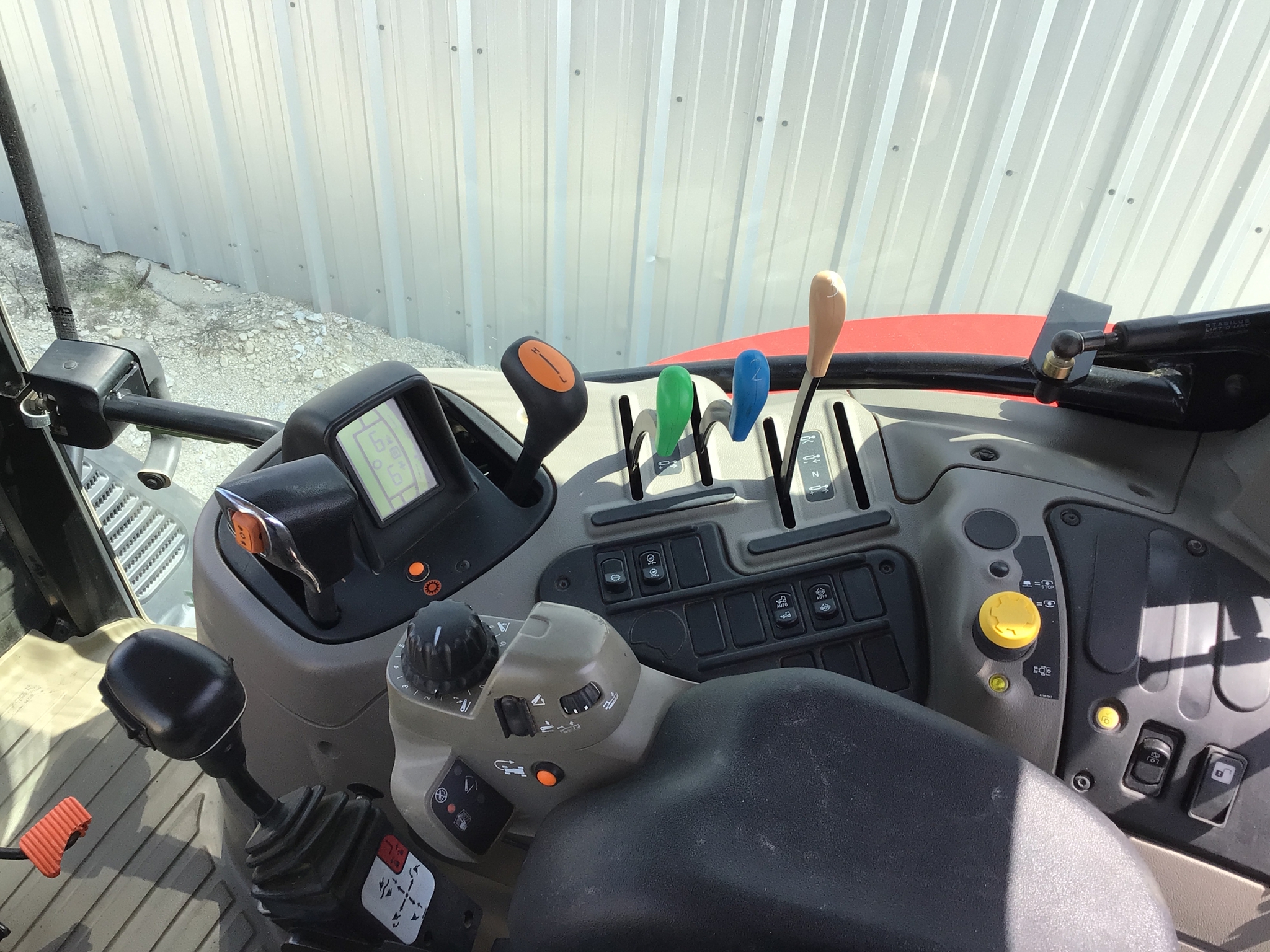 2020 Case IH Maxxum 150 Image 23