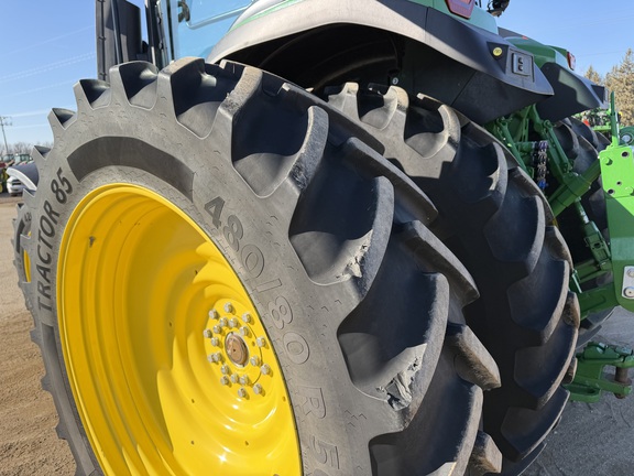 2024 John Deere 7R 230 - Photo17