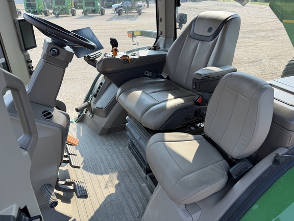 2024 John Deere 7R 230 - Photo33
