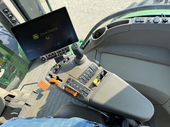 2024 John Deere 7R 230 - Photo38