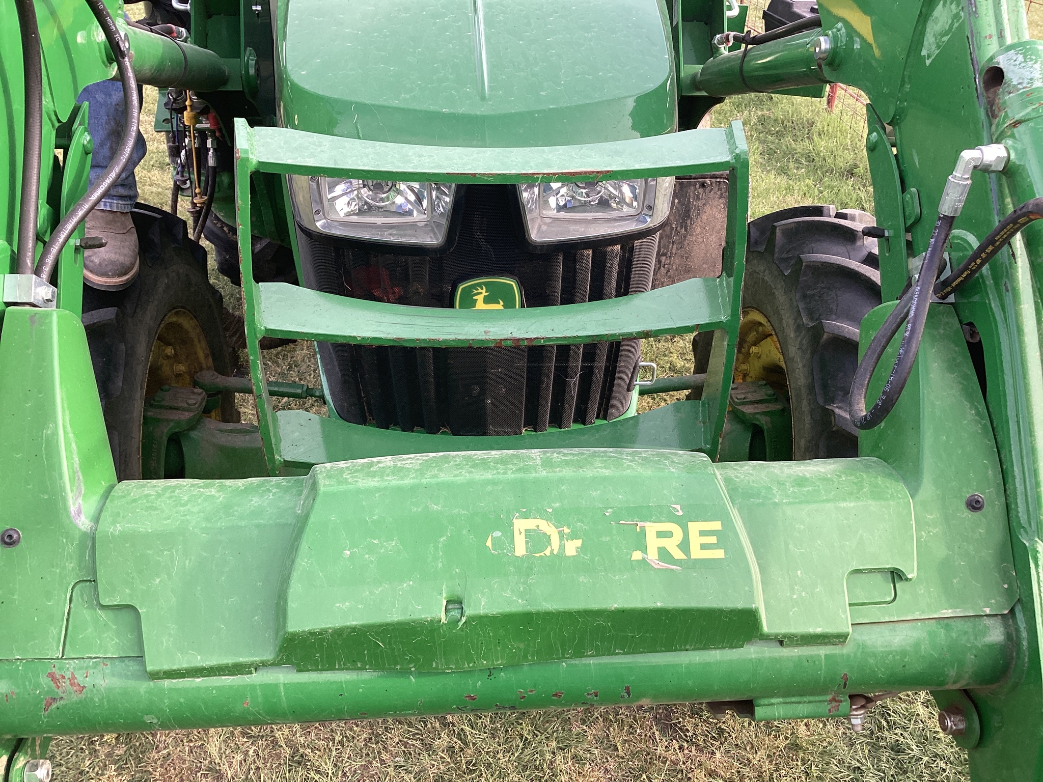 2023 John Deere 5100E Image 20