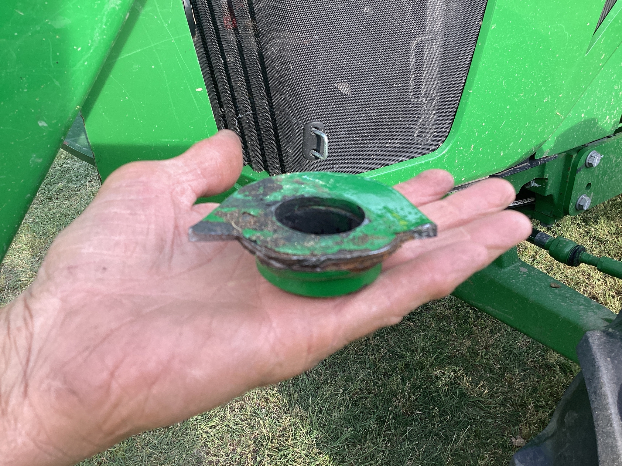 2023 John Deere 5100E Image 31