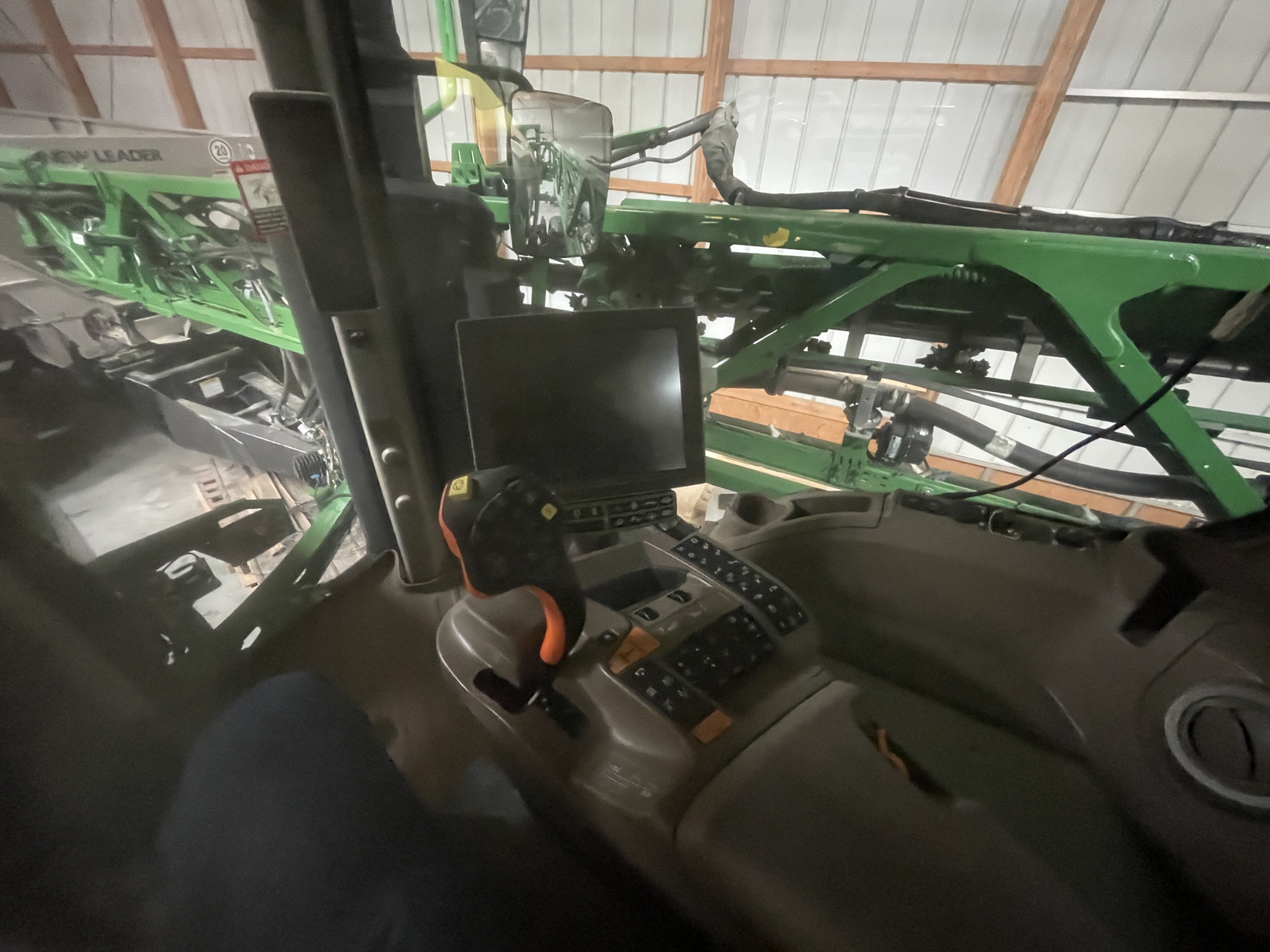 2022 John Deere 410R Image 16