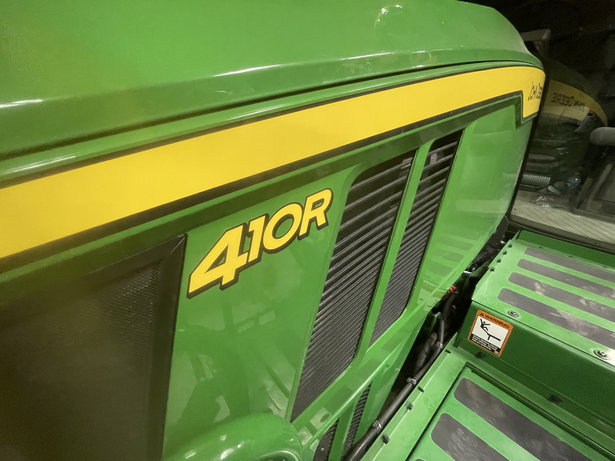 2022 John Deere 410R Image 11