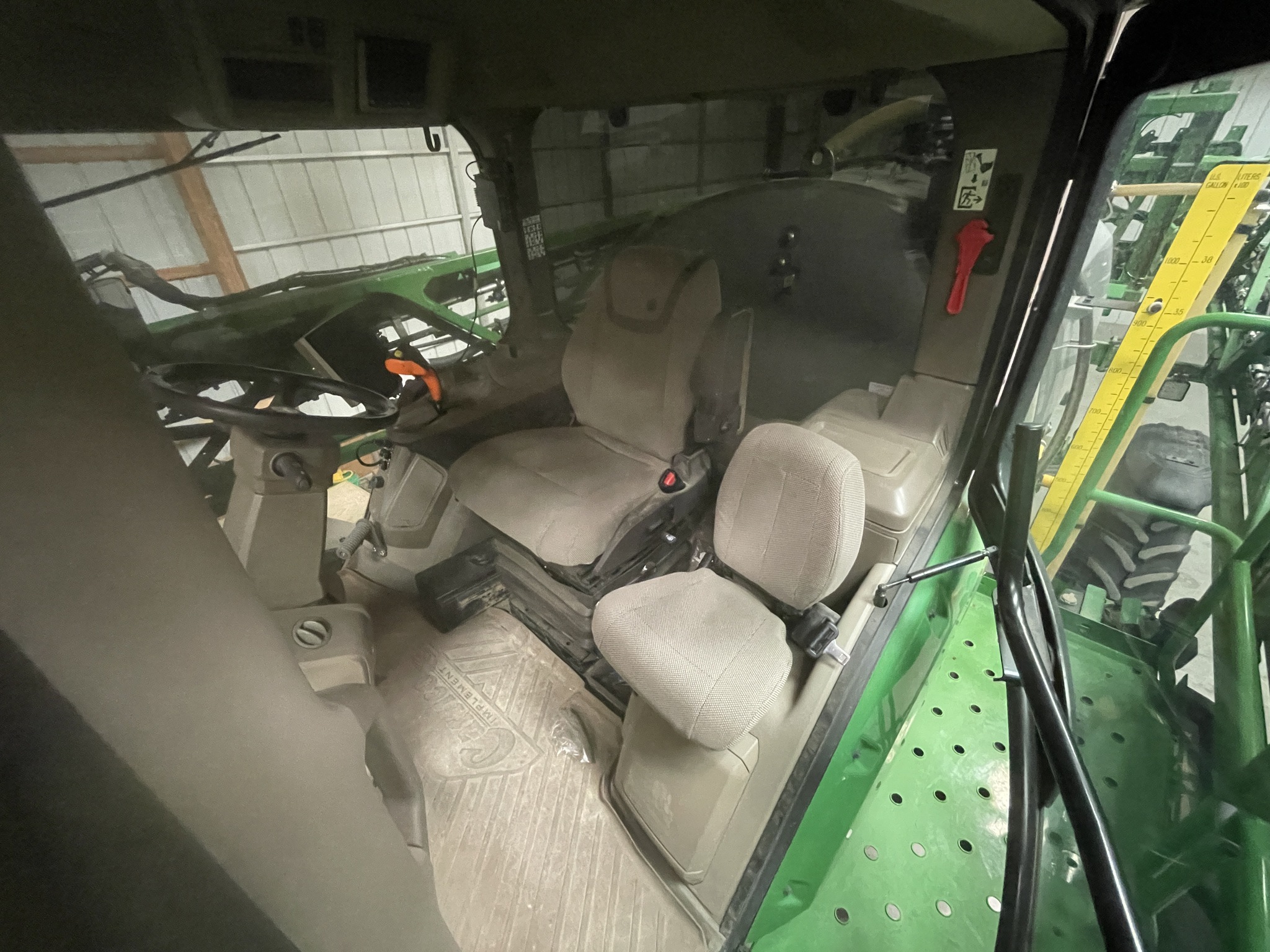 2022 John Deere 410R Image 15