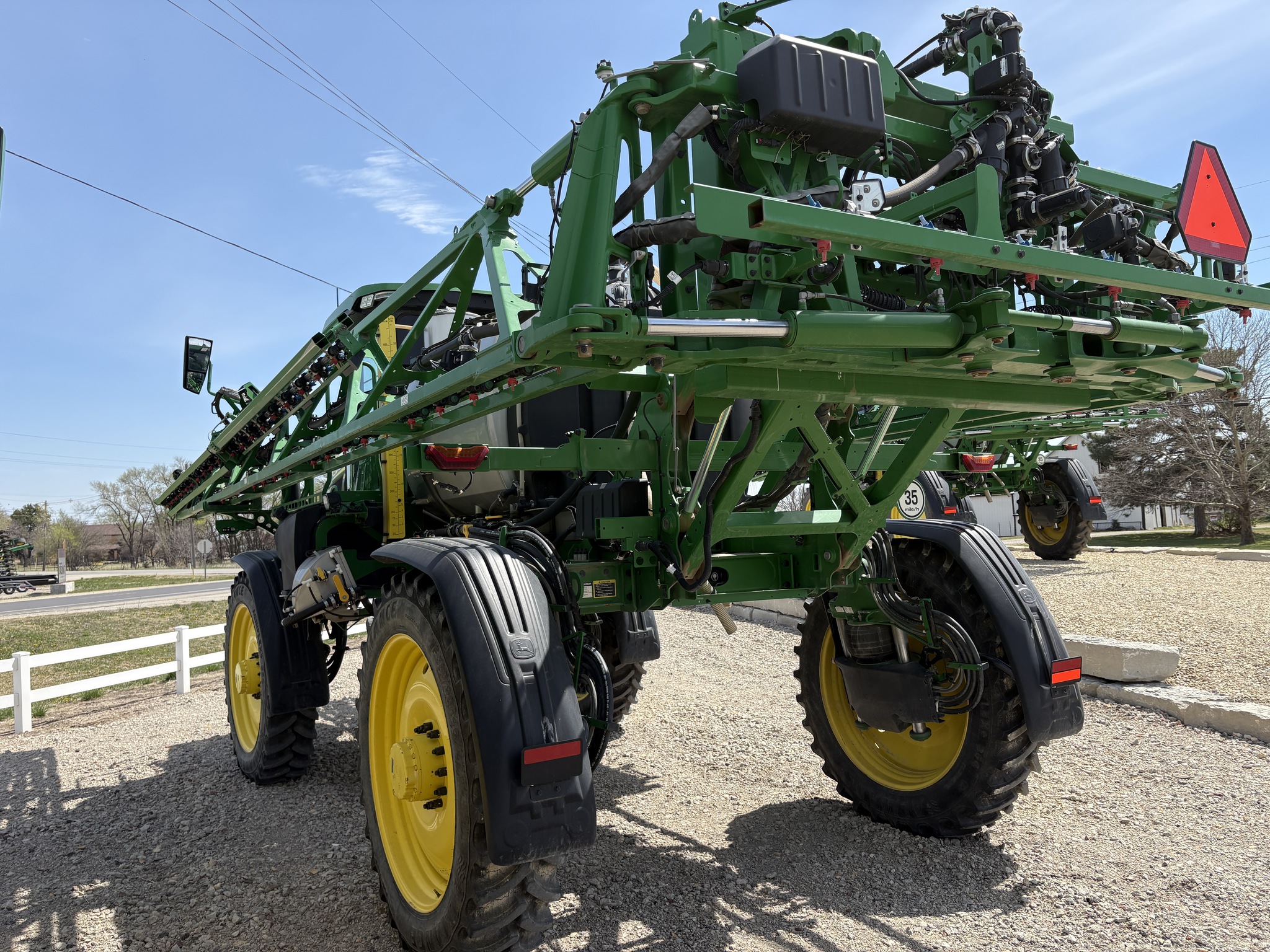 2022 John Deere 410R Image 3