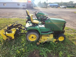 Lawn Mower For Sale 1993 John Deere 425 , 20 HP