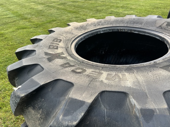 Photo of Michelin MegaXBib 750/65R26