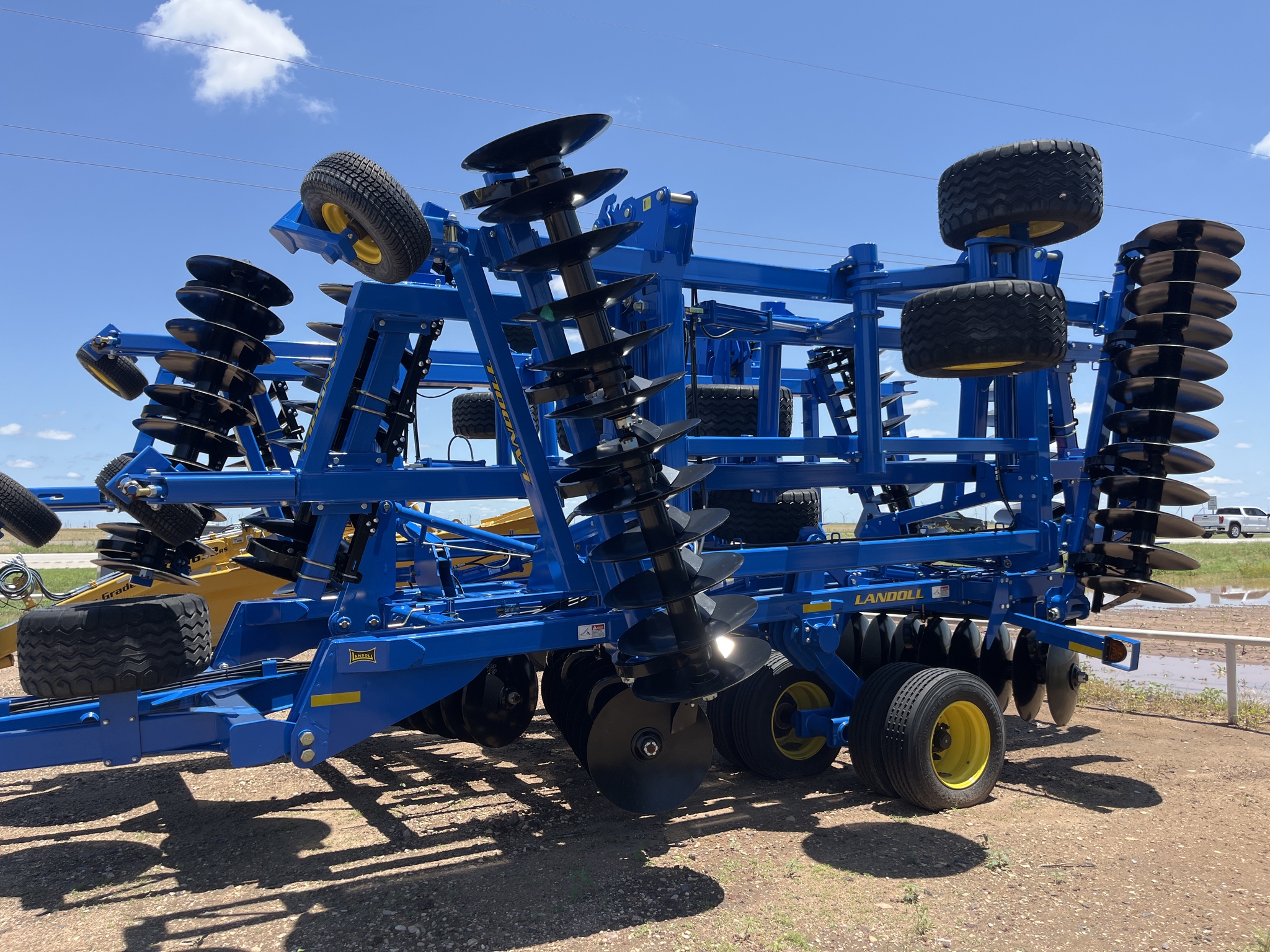 2024 Landoll 6250-45 Image 1