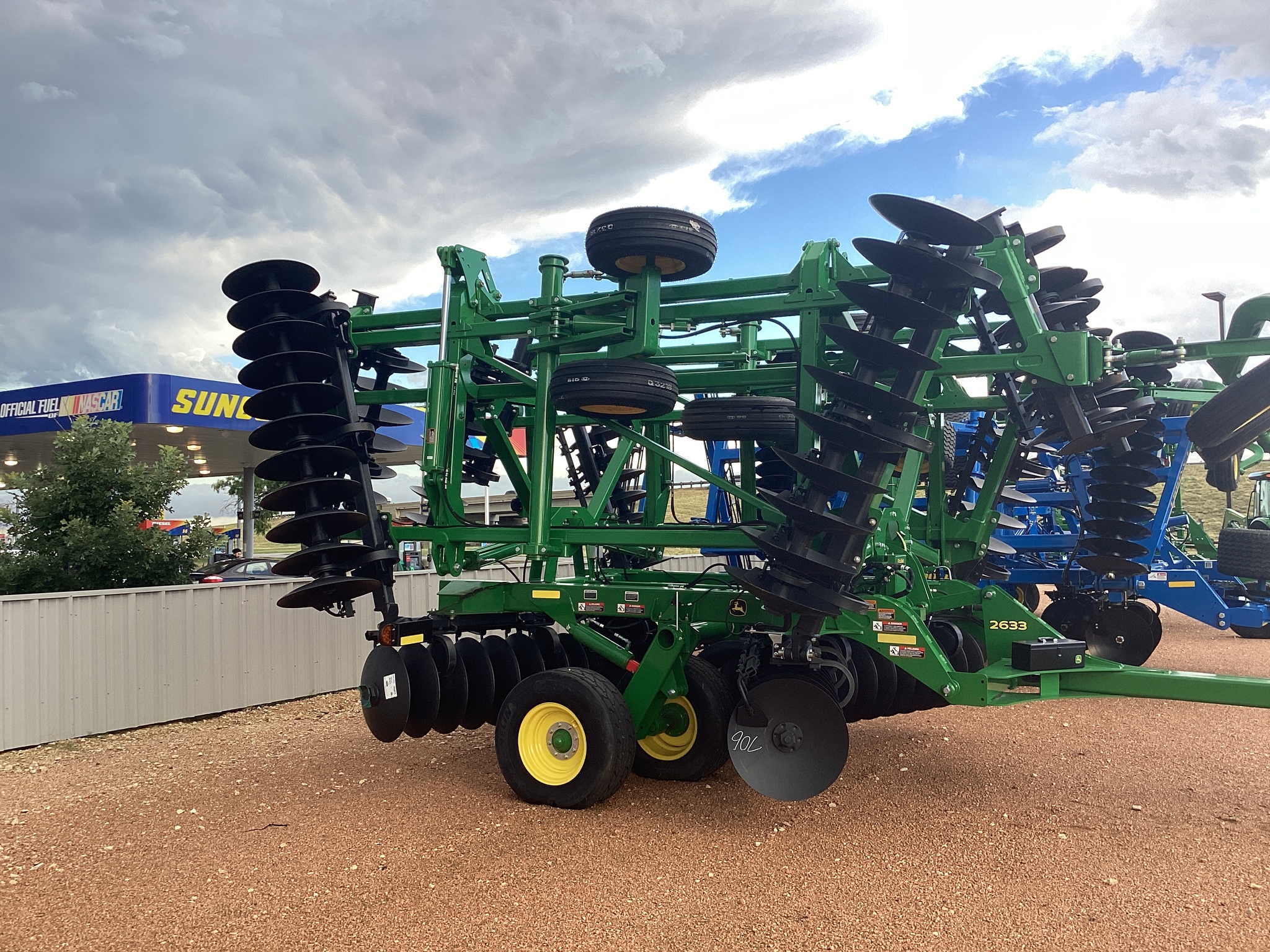 2024 John Deere 2633 Image 2