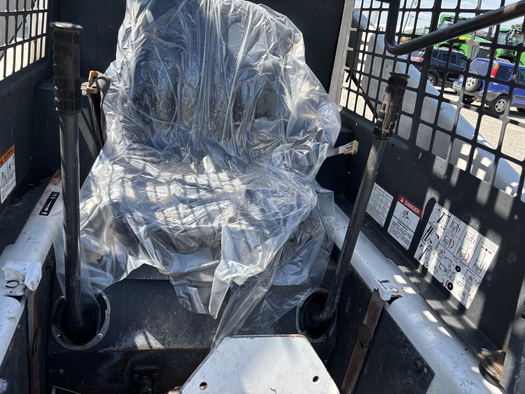 1988 Bobcat 843 Image 13