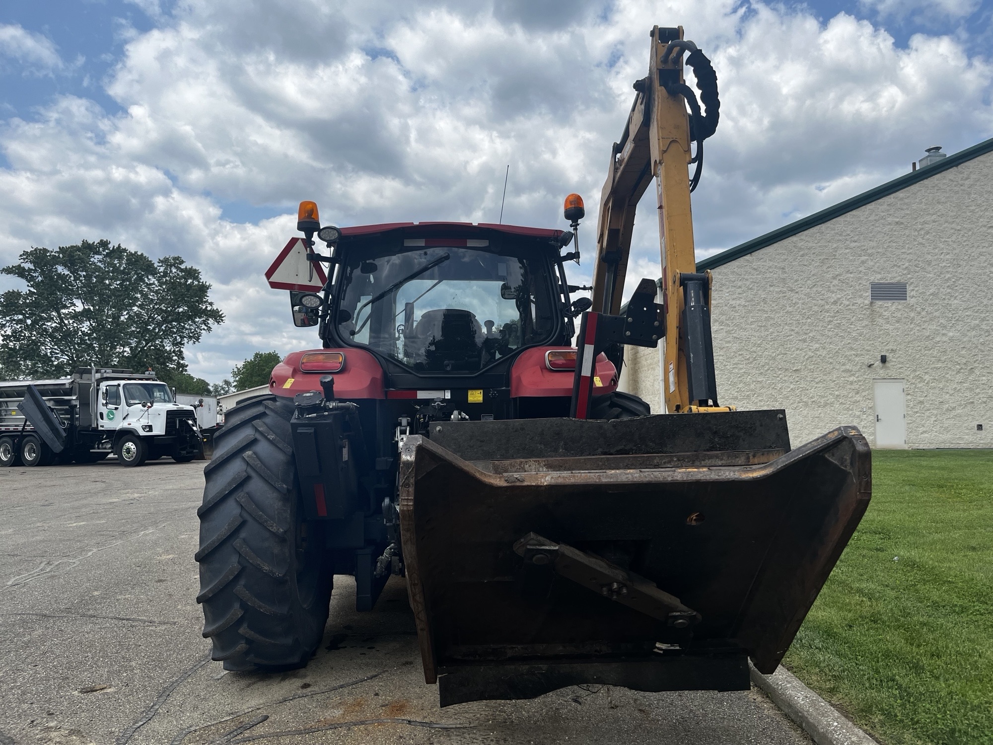 2019 Case MAXXUM 115 Image 4