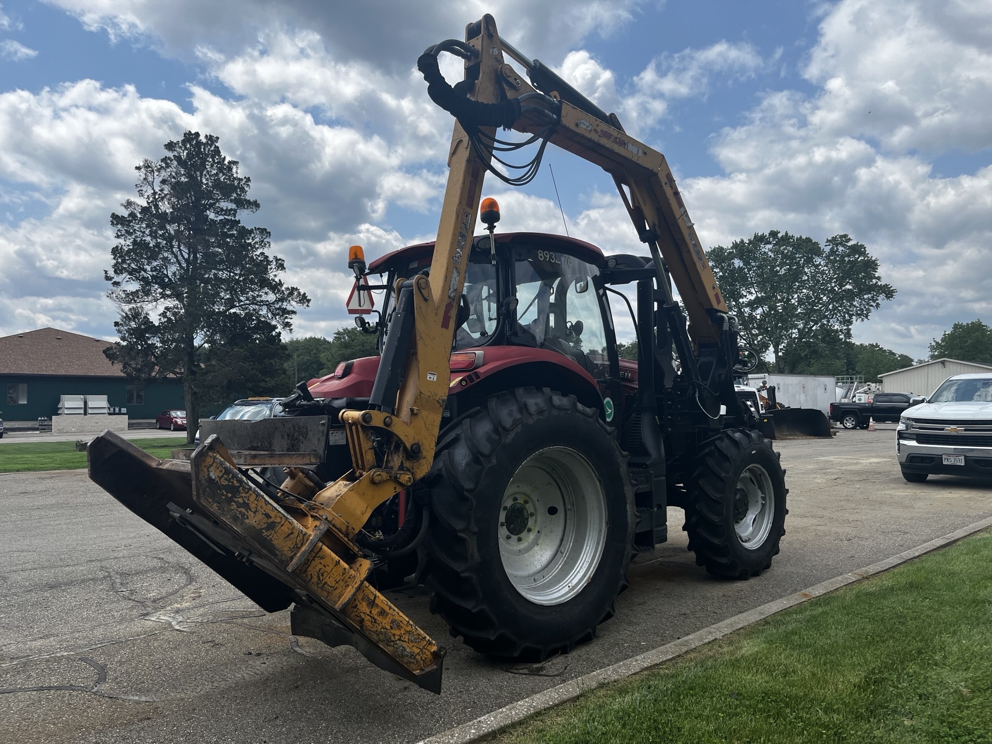 2019 Case MAXXUM 115 Image 5