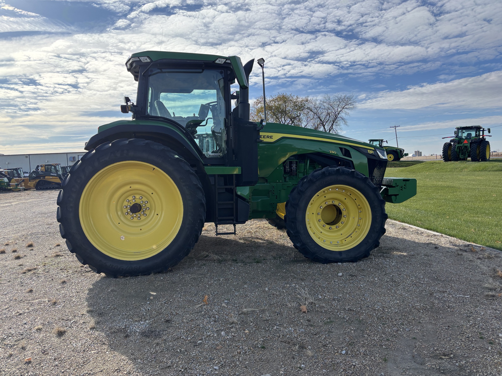  2021 John Deere 8R 230 at Heritage Tractor in Mendota, IL